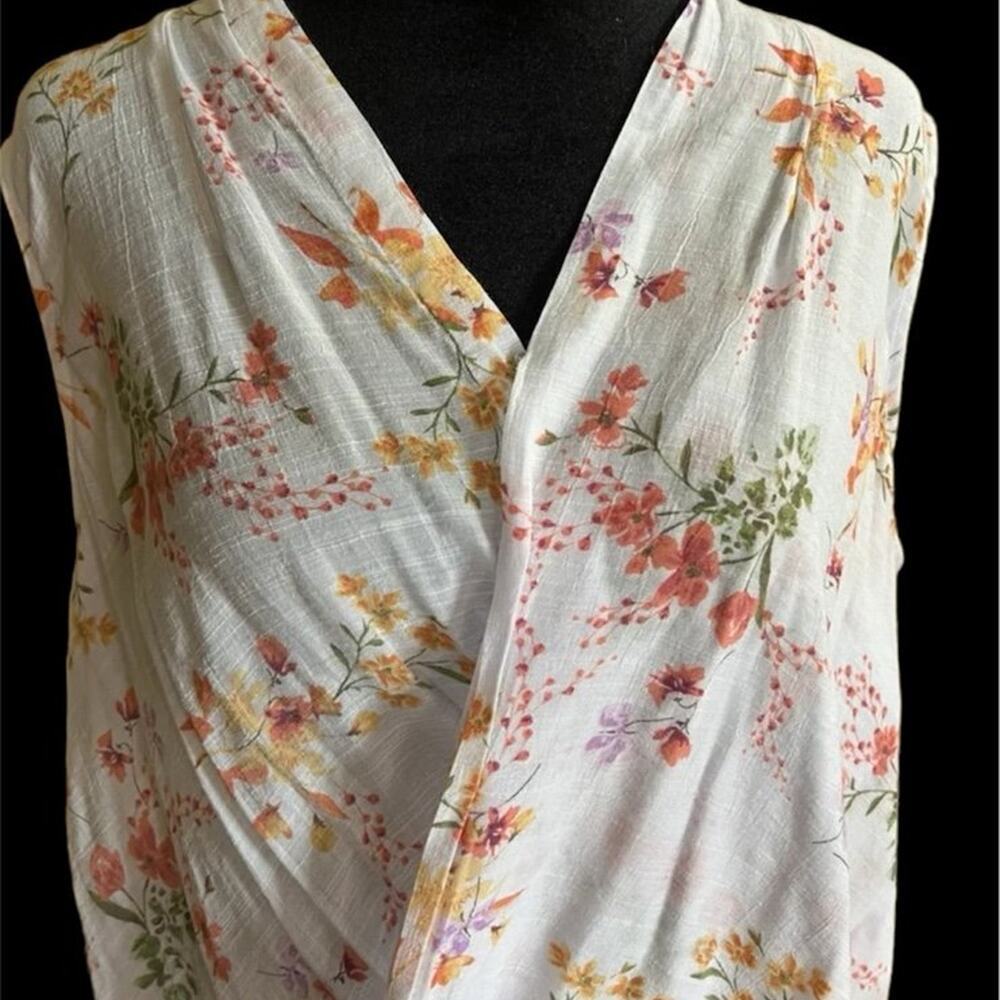 Liz Claiborne, white floral blouson V-neck women's size XL top